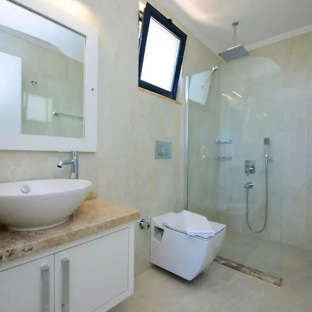 2 Bedroom Private Indoor Outdoor Pool And Jakuzzi فيلة كالكان