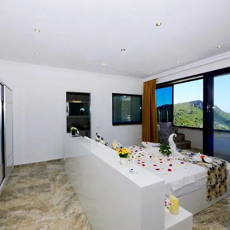 Villa 2 Bedroom Private Indoor Outdoor Pool And Jakuzzi *